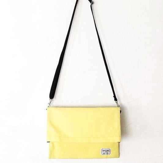 サコッシュ イエロー 正面｜軽量 斜めがけショルダー